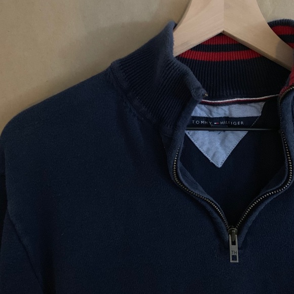 •tommy hilfiger pullover• - Picture 2 of 3